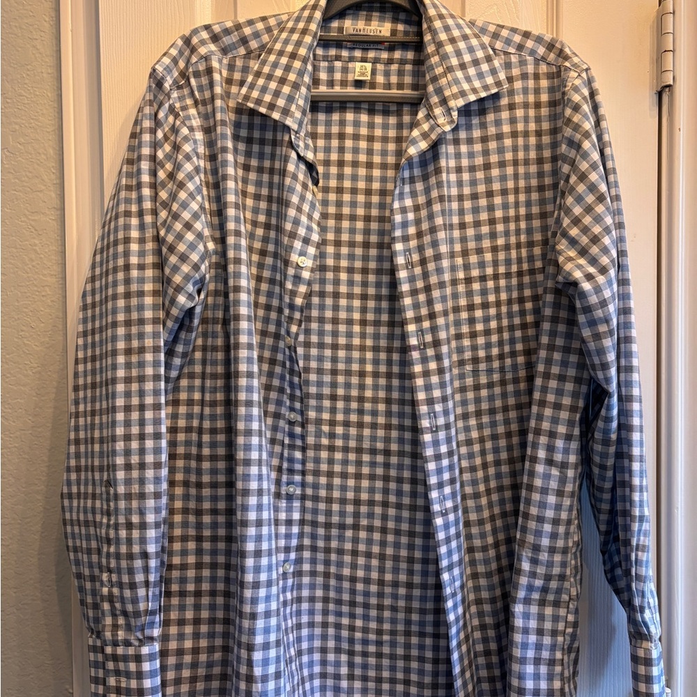 Van Heusen Men's Blue and White Plaid Shirt